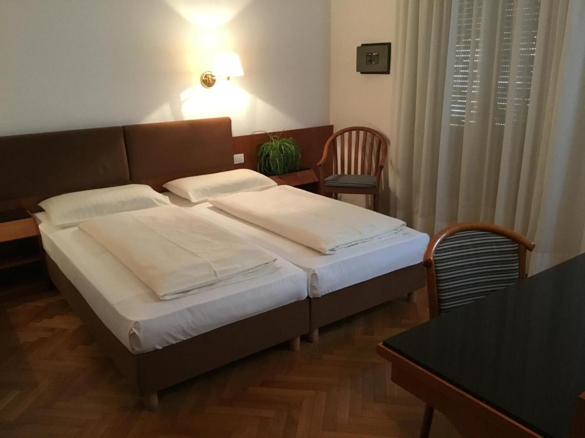 Hotel Adria 3*